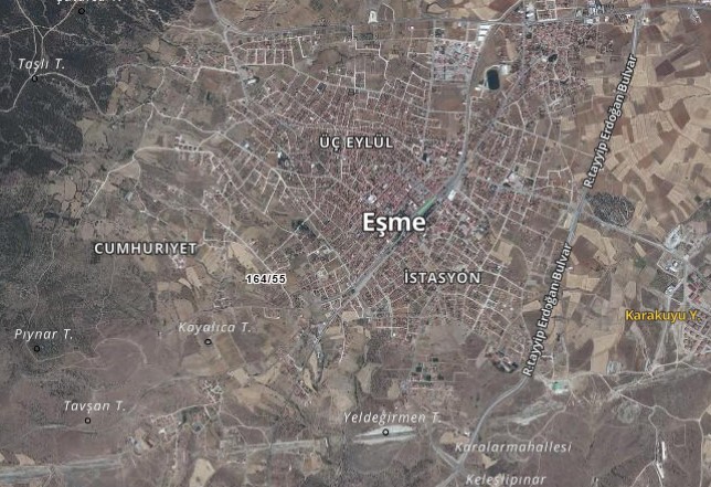 UŞAK EŞME CUMHURİYET KÖYÜNDE 332 M² ARSAMIZ SATILIKTIR.